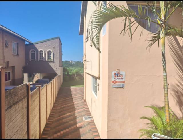4 BEDROOM HOUSE FOR SALE IN SHALLCROSS